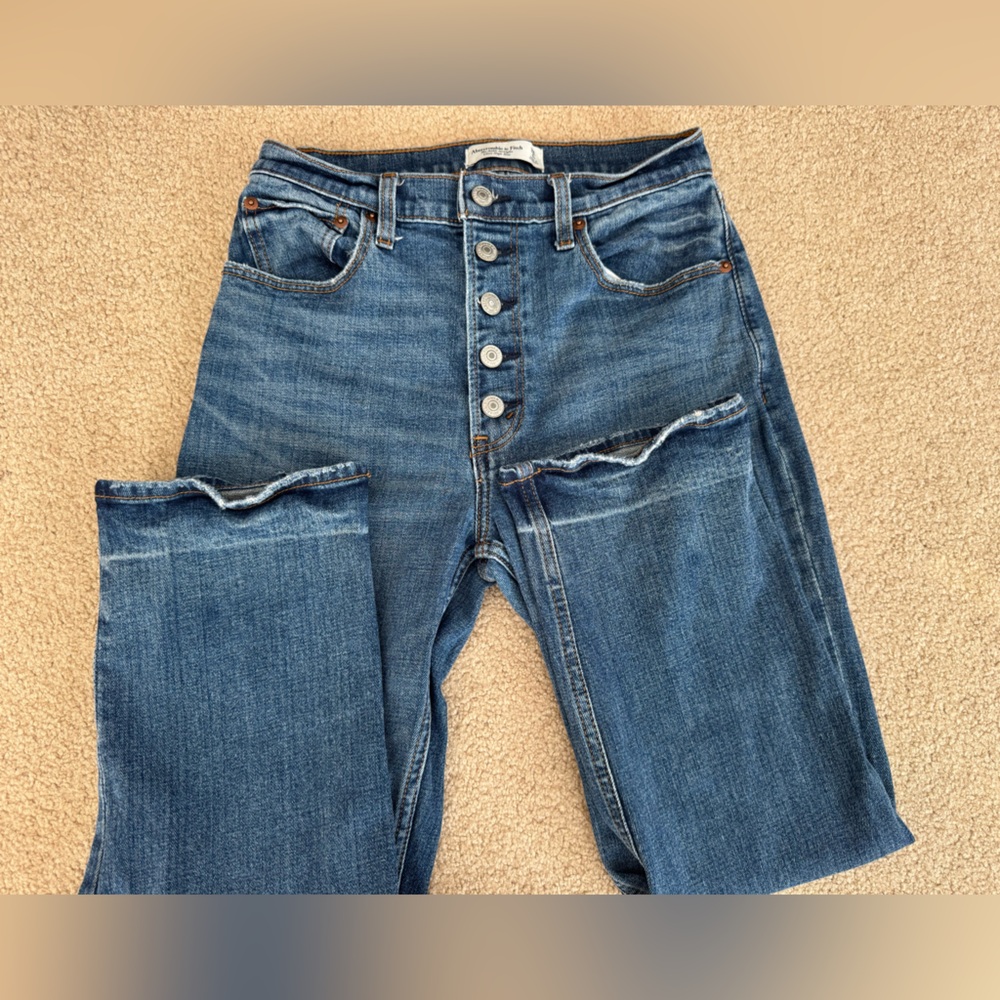 Abercrombie & Fitch ANKLE STRAIGHT ULTRA HIGH RISE 6S